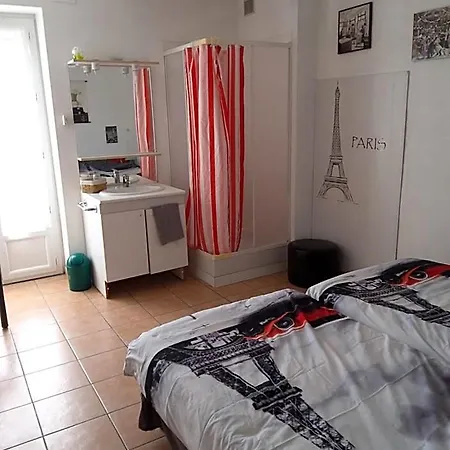 Ξενοδοχείο Le Relais Bleu Capestang